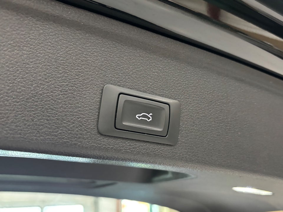 Audi A4 35 TFSi Prestige Avant S-tr. 5d