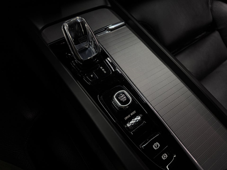 Volvo XC60 2,0 B4 197 Inscription aut. AWD 5d