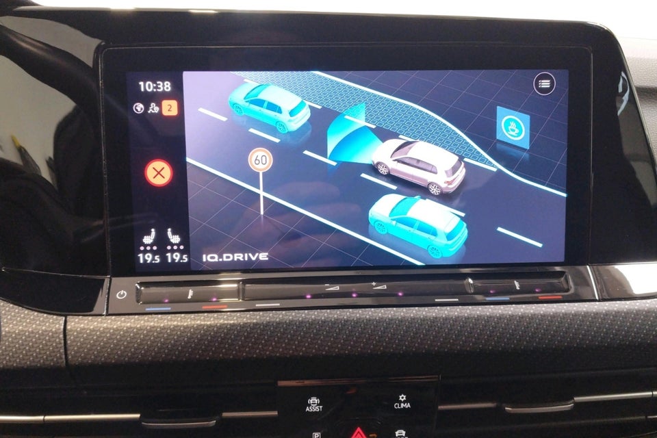 VW Golf VIII 2,0 TSi 190 R-line DSG 5d
