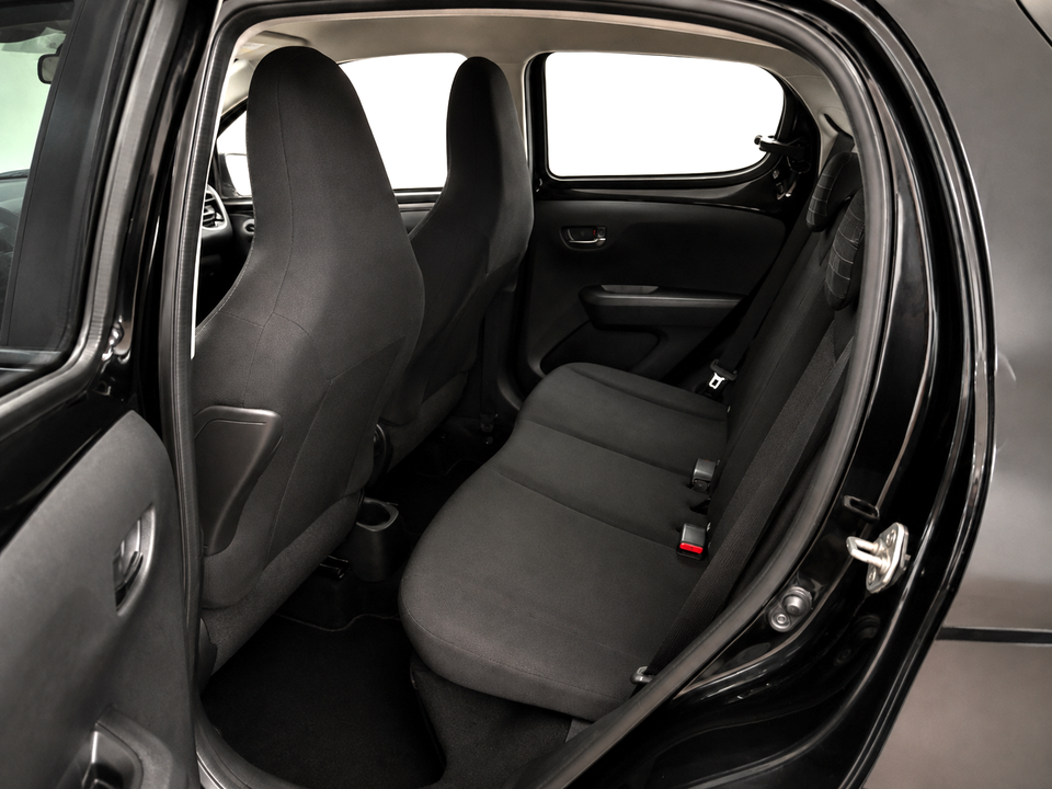 Peugeot 108 1,0 e-VTi 72 Selection Tech 5d
