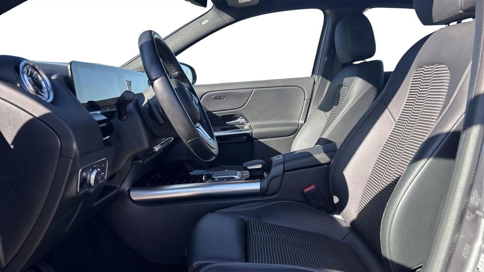 Mercedes EQA250 Progressive 5d