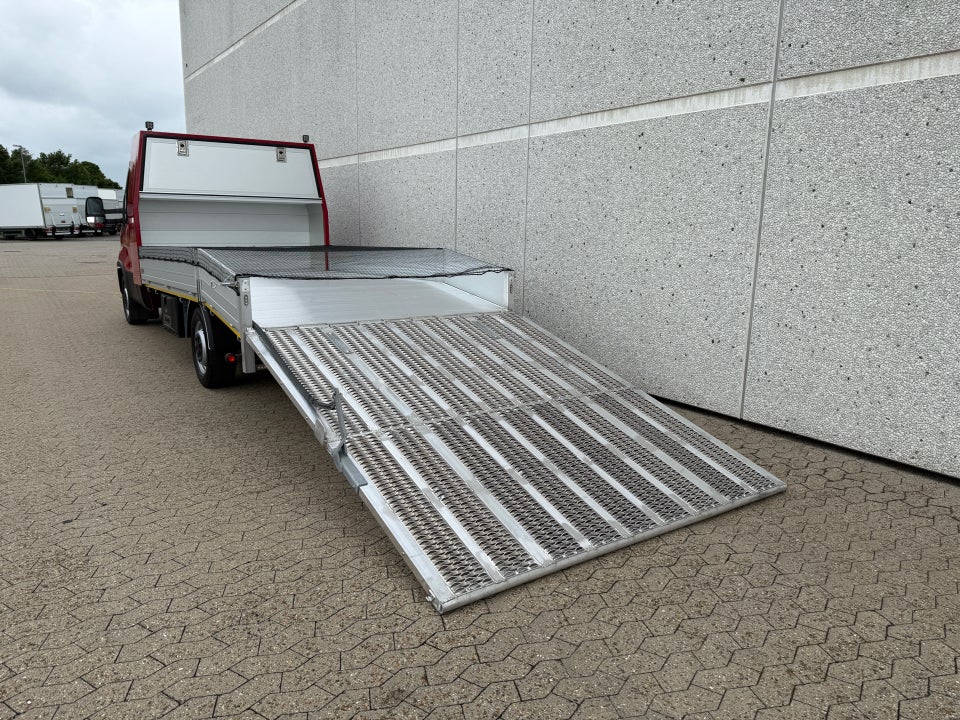 Iveco Daily 3,0 35S18 4100mm Lad AG8