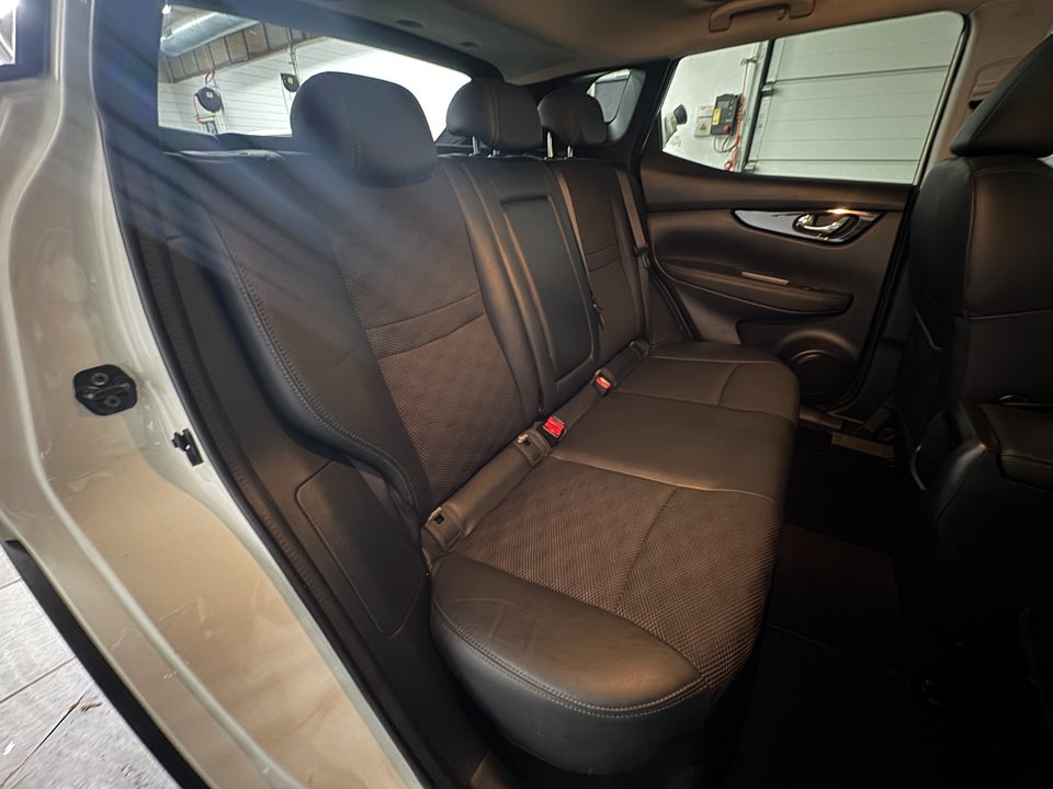 Nissan Qashqai 1,6 dCi 130 Tekna X-tr. 5d