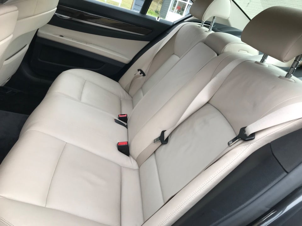 BMW 730d 3,0 Steptr. 4d