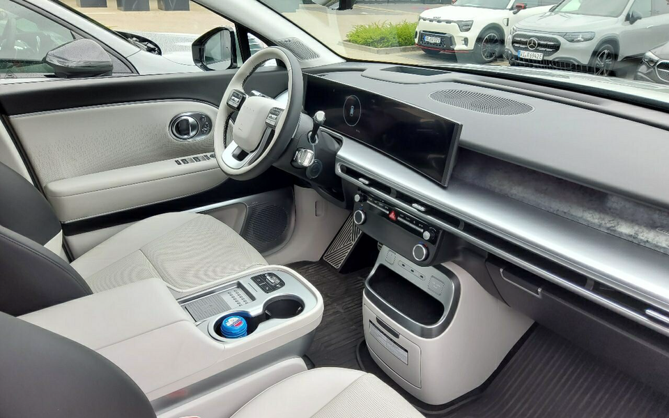 Hyundai Ioniq 9 110 Calligraphy Performance 4WD 6prs 5d