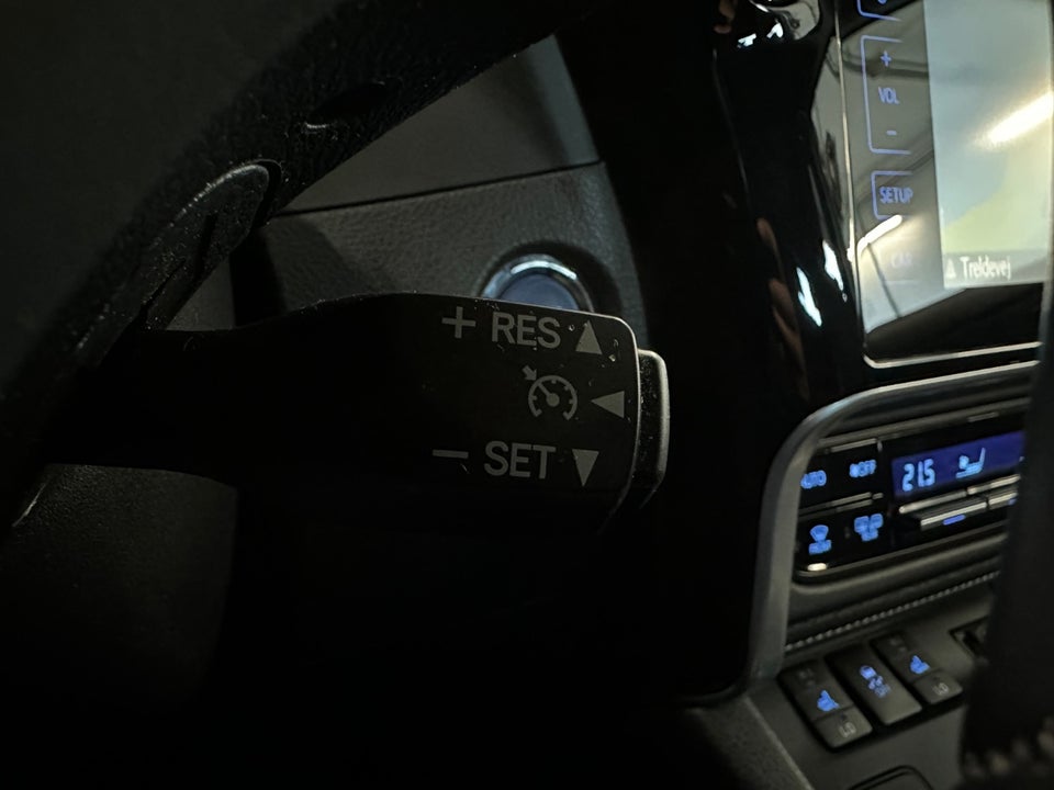 Toyota Auris 1,8 Hybrid H2 Comfort CVT 5d