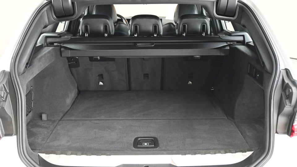 BMW 330e 2,0 M-Sport aut. 4d