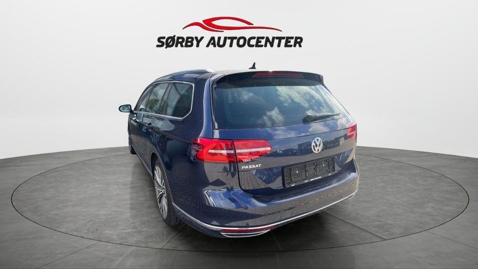 VW Passat 2,0 TDi 240 R-line Variant DSG 4Motion 5d
