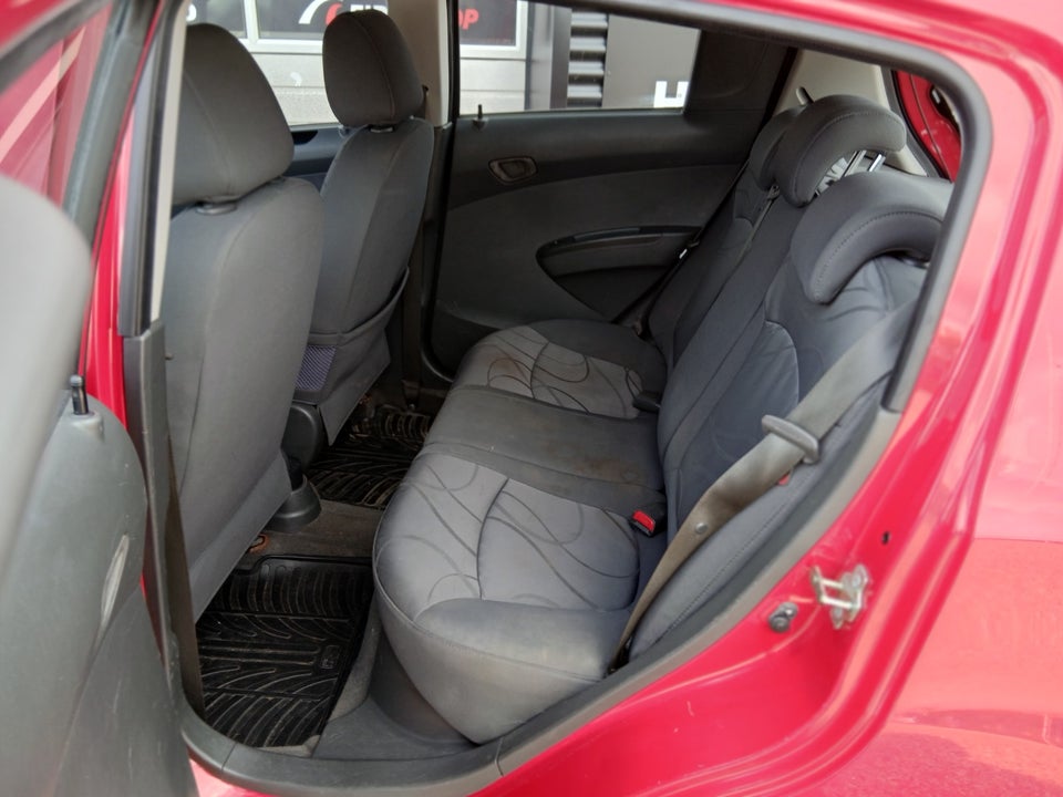 Chevrolet Spark 1,0 LS 5d