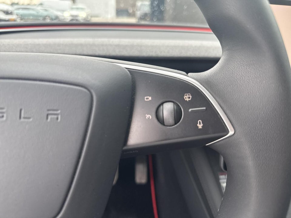 Tesla Model 3 RWD 4d