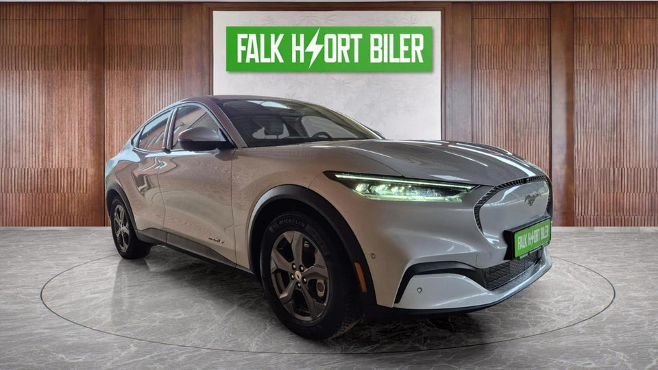 Ford Mustang Mach-E 68 Standard Range 5d