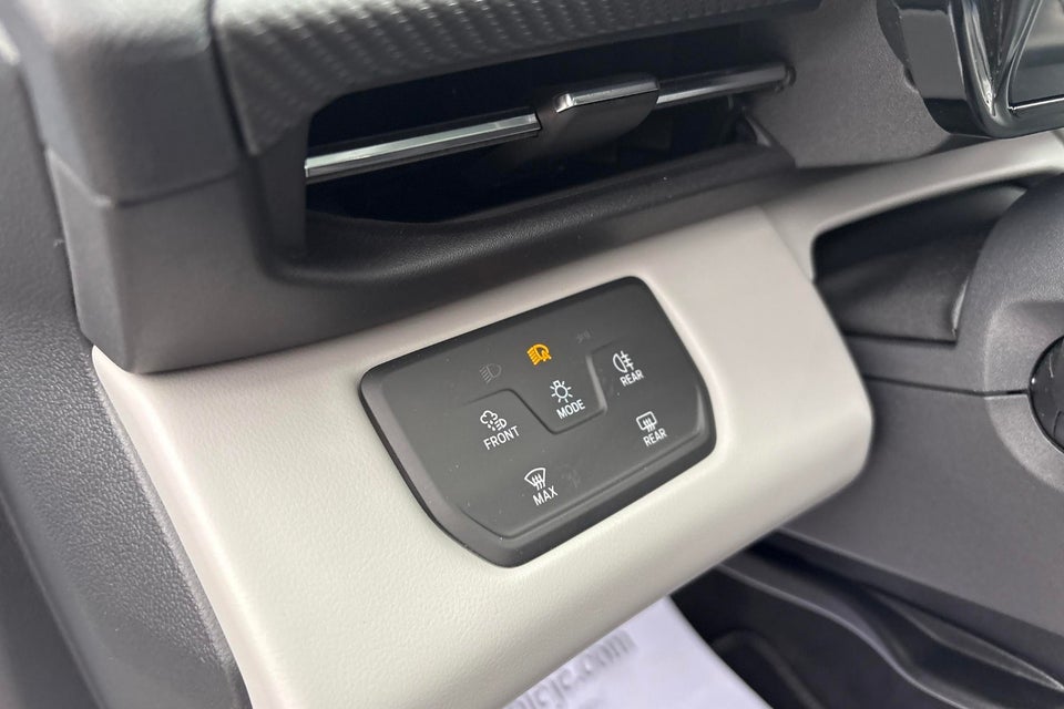 Ford Explorer 77 Premium Extended Range 5d