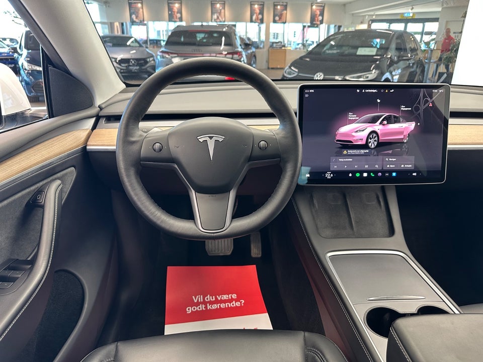 Tesla Model Y Long Range AWD 5d