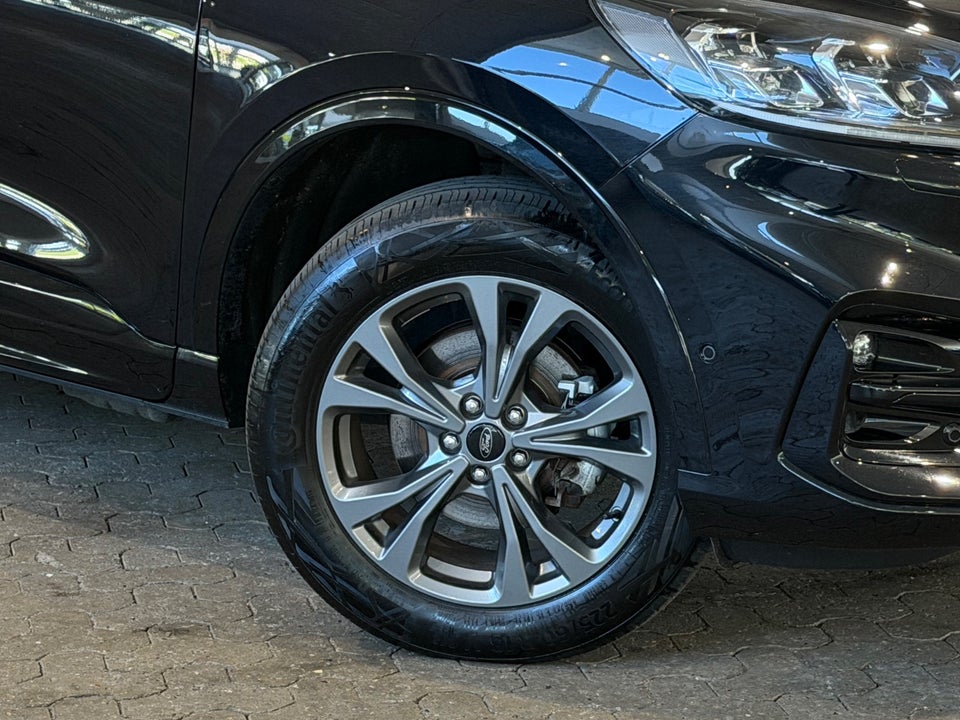 Ford Kuga 2,5 PHEV ST-Line X CVT 5d
