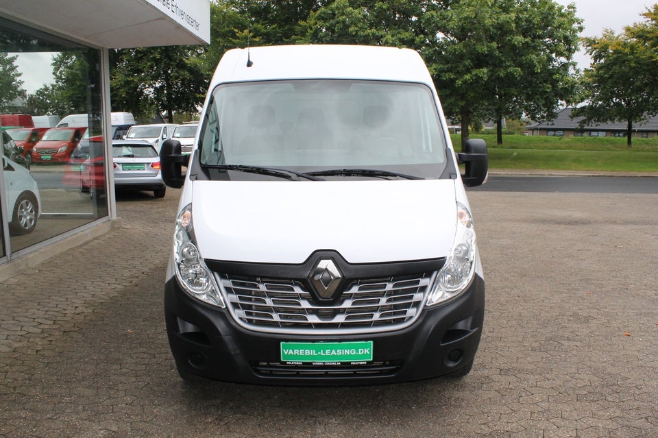 Renault Master III T33 2,3 dCi 130 L2H2 Kassevogn