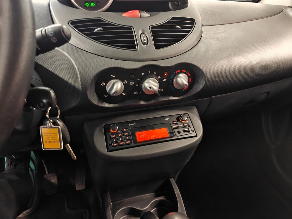 Renault Twingo 1,2 16V Dynamique 3d