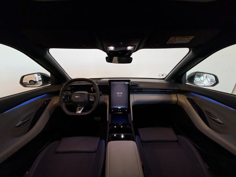 Ford Capri 77 Premium Extended Range 5d