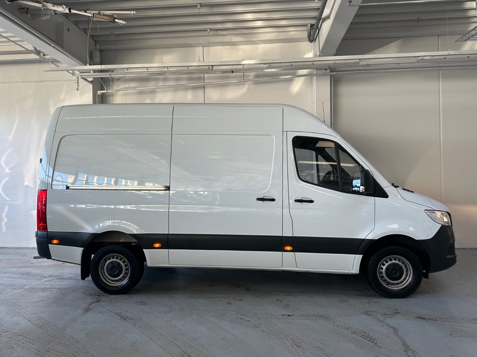 Mercedes Sprinter 317 2,0 CDi A2 Kassevogn aut. RWD