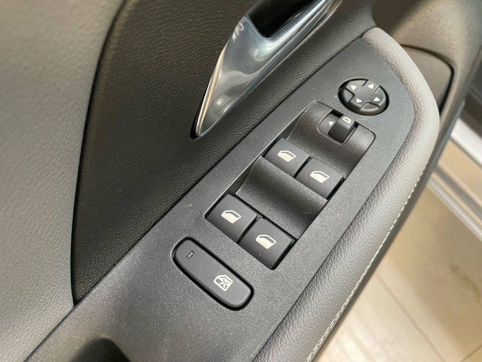 Opel Mokka-e 50 Elegance 5d