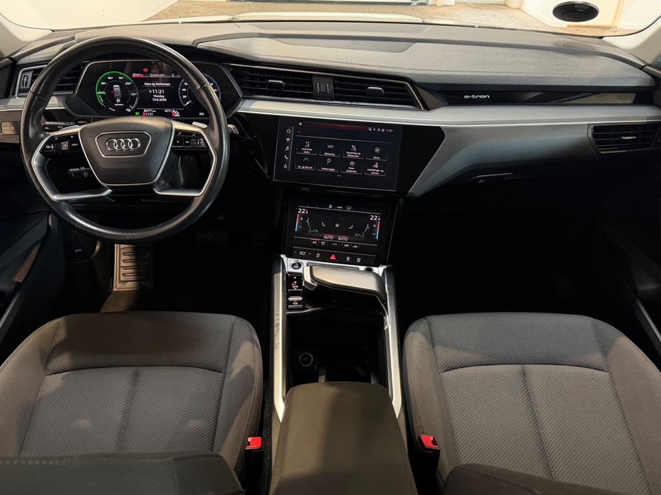 Audi e-tron 50 quattro 5d