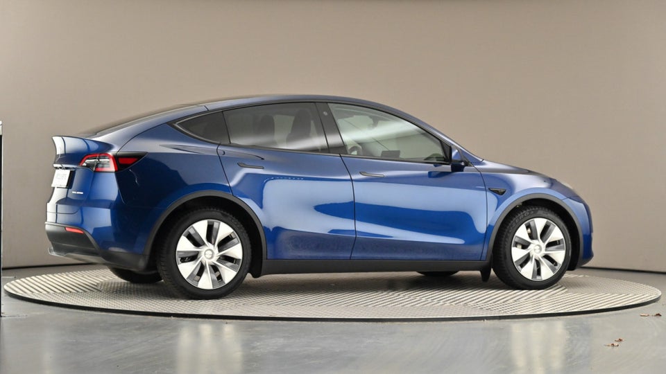 Tesla Model Y Long Range AWD 5d