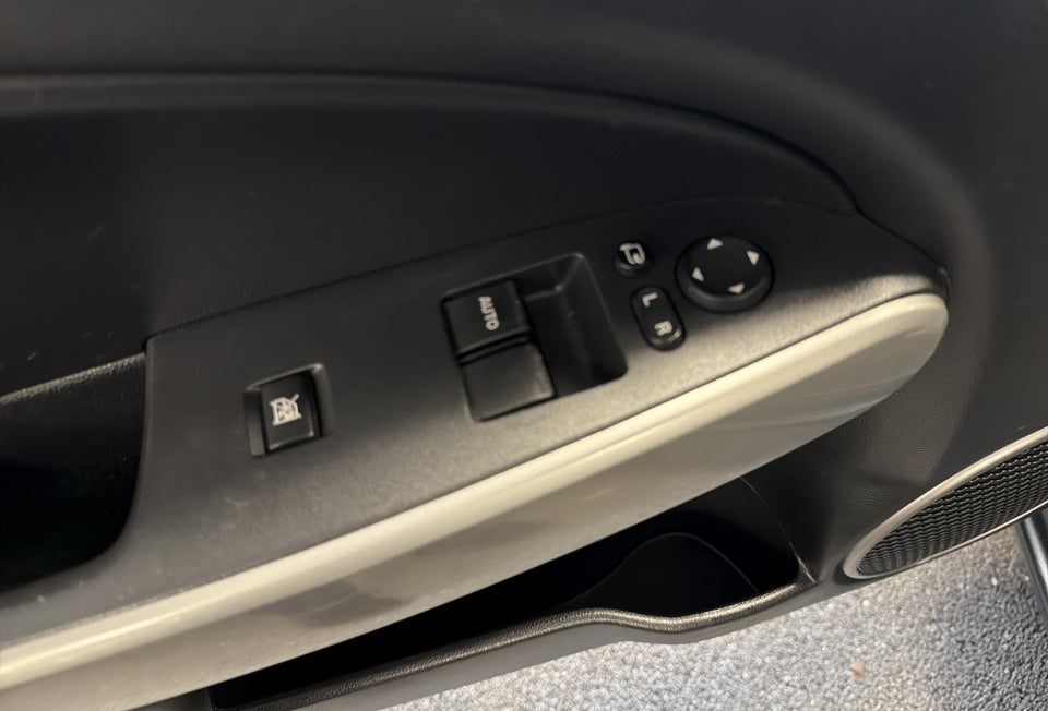 Mazda 2 1,3 Advance 5d