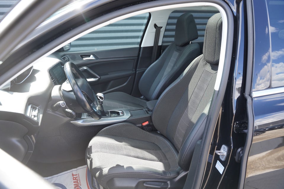 Peugeot 308 1,5 BlueHDi 130 Allure+ Sky SW 5d