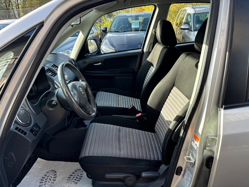 Suzuki SX4 1,6 CombiBack Style 5d