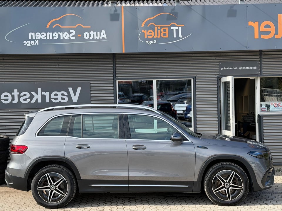 Mercedes EQB300 AMG Line 4Matic 5d