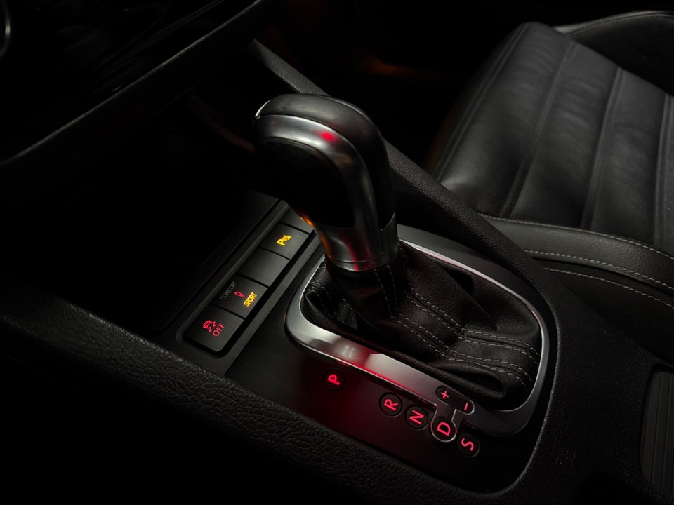 VW Scirocco 2,0 TSi 280 R DSG Van 3d