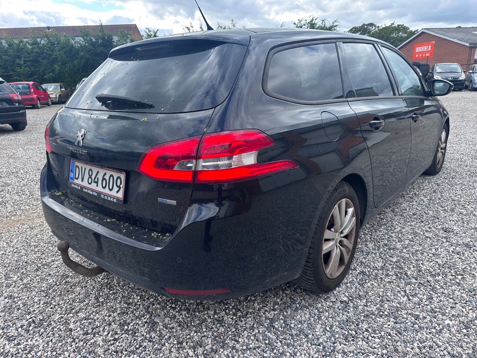 Peugeot 308 1,2 e-THP 110 Chili SW 5d
