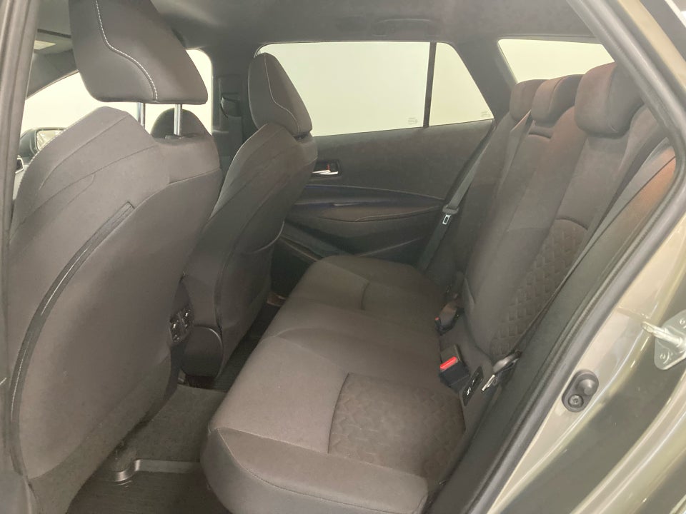 Toyota Corolla 1,8 Hybrid H3 Premium Touring Sports MDS 5d