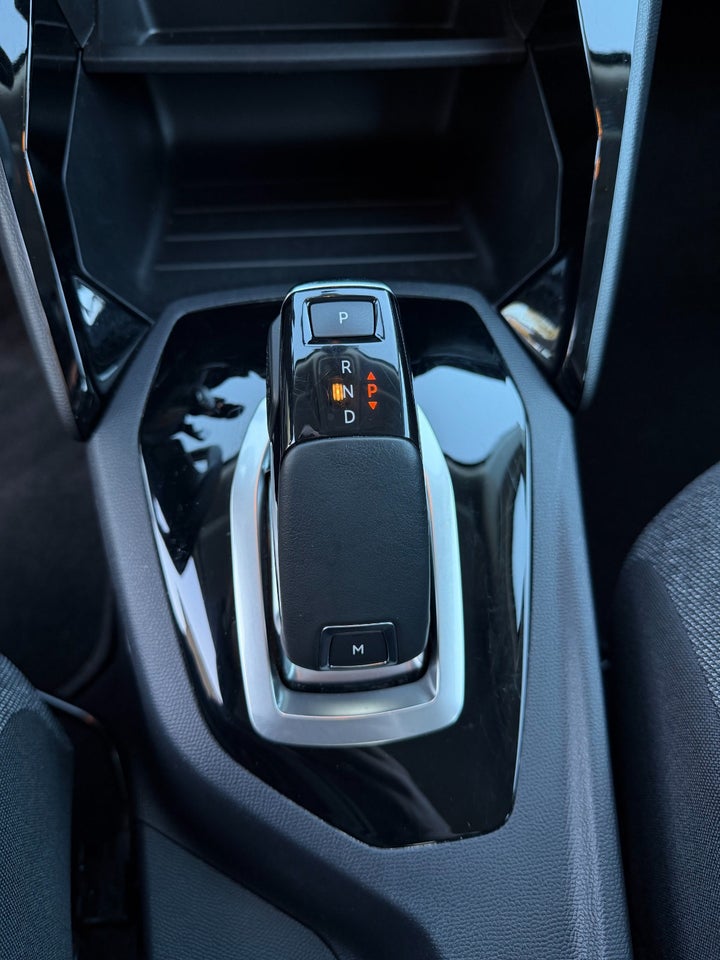 Peugeot 2008 1,2 PureTech 130 Active Pack EAT8 5d