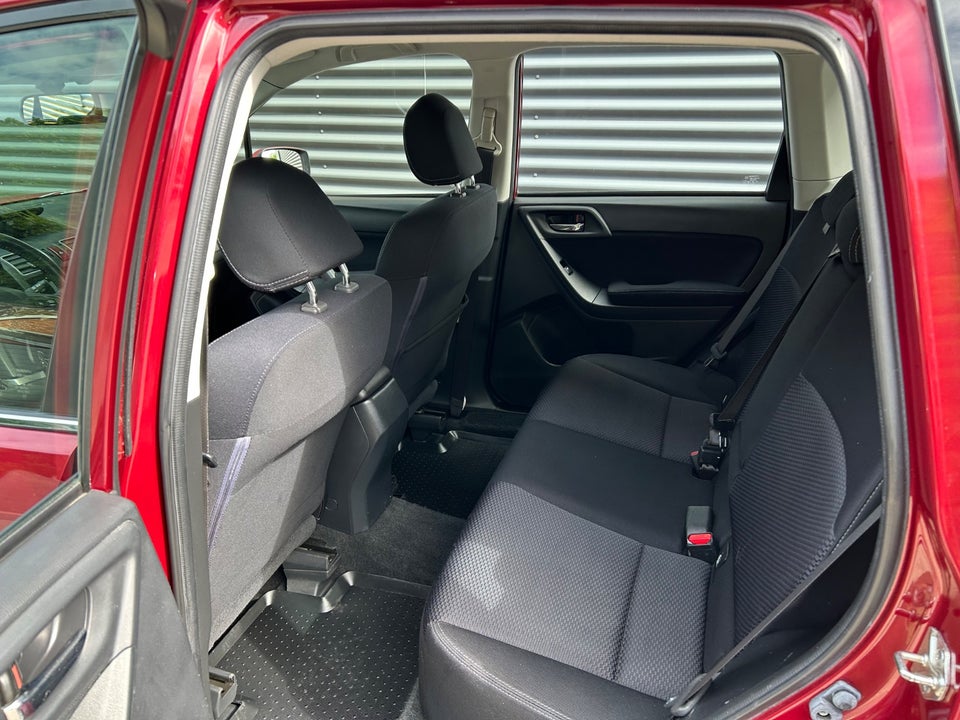 Subaru Forester 2,0 D XS CVT AWD 5d