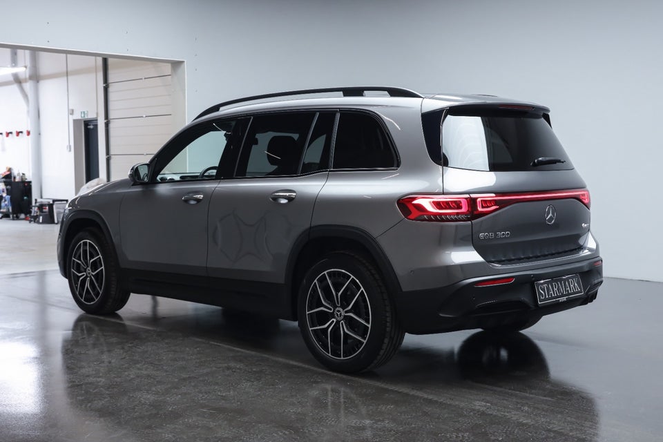 Mercedes EQB300 AMG Line 4Matic 5d