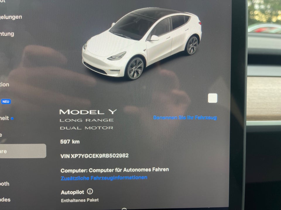 Tesla Model Y Long Range AWD 5d