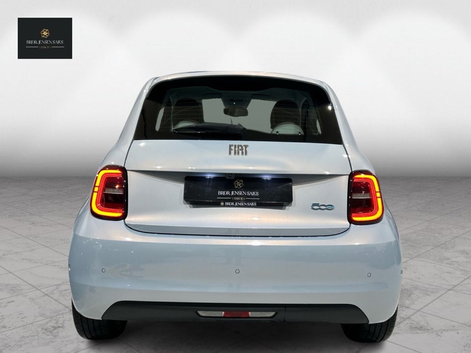 Fiat 500e 42 la Prima by Bocelli 3d