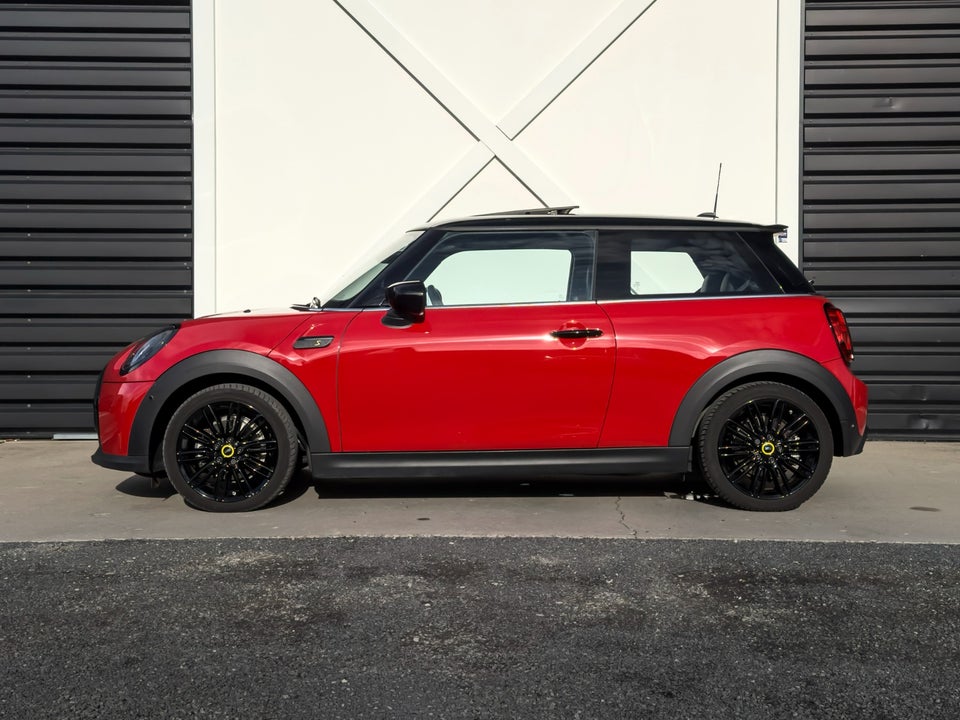 MINI Cooper SE Classic Trim 3d