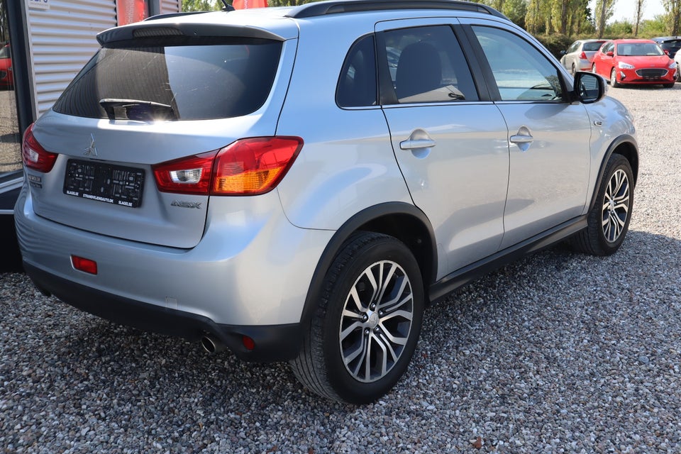 Mitsubishi ASX 1,6 Invite 5d