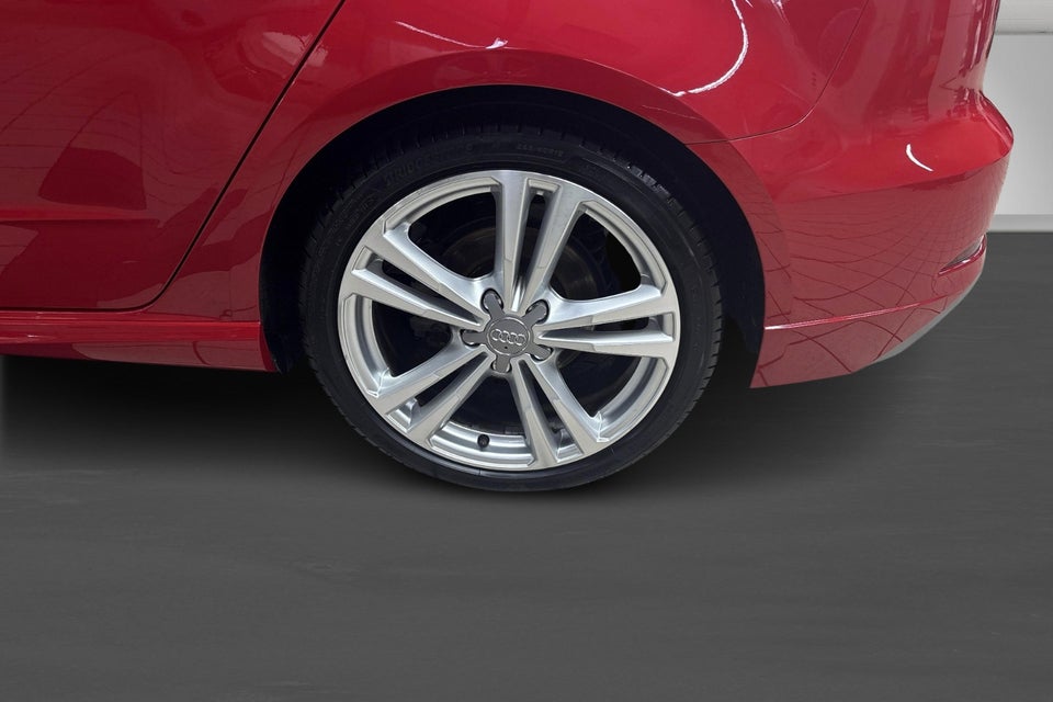 Audi A3 35 TFSi Sport Limited Sportback S-tr. 5d