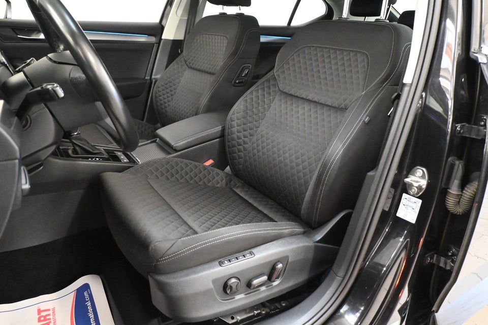Skoda Superb 1,6 TDi 120 Style DSG 5d