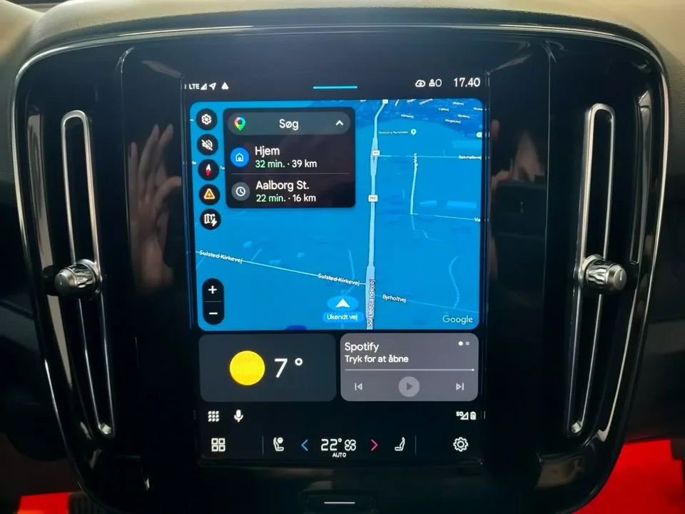 Volvo XC40 P6 ReCharge Core 5d