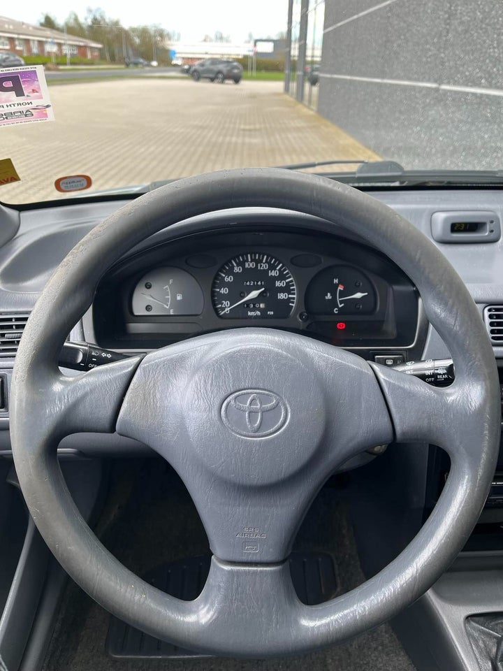 Toyota Starlet 1,3 XLi 3d