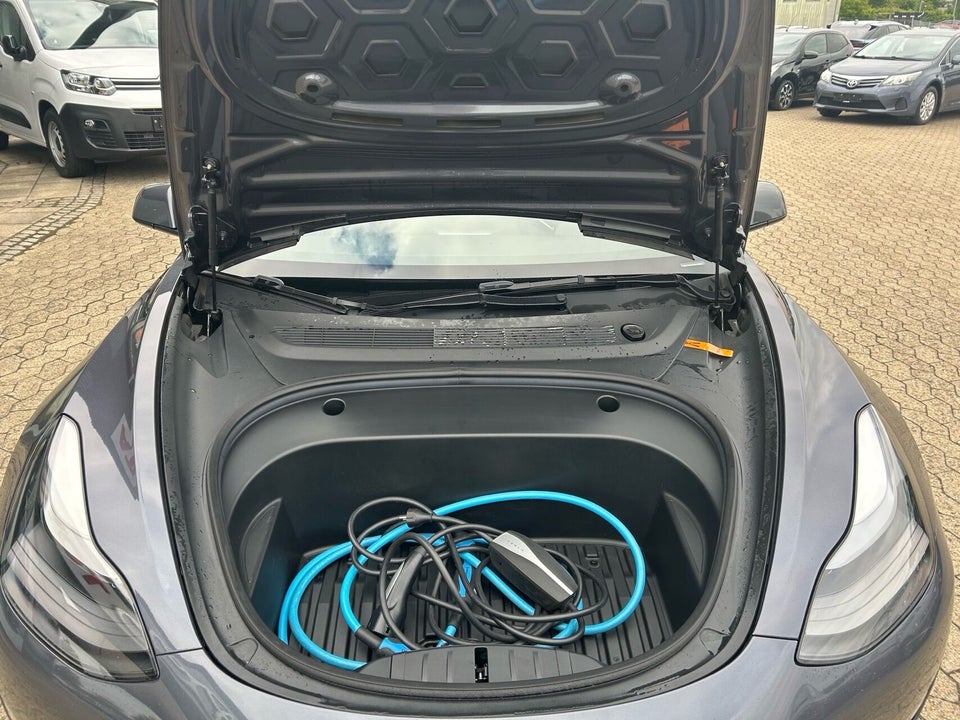 Tesla Model 3 Performance AWD 4d