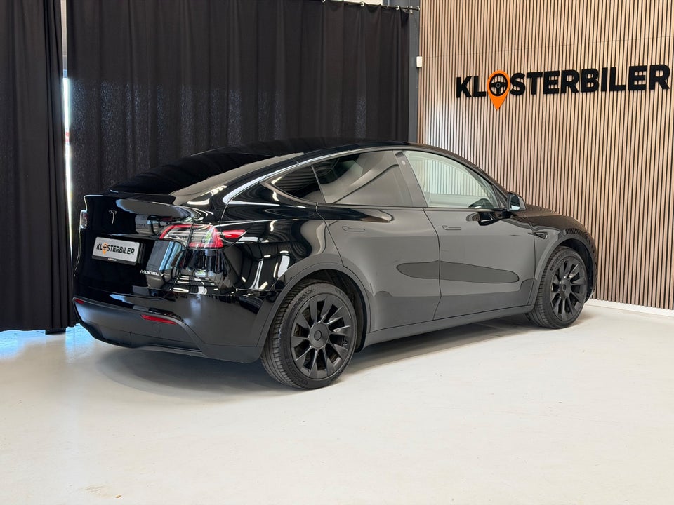Tesla Model Y Long Range AWD 5d