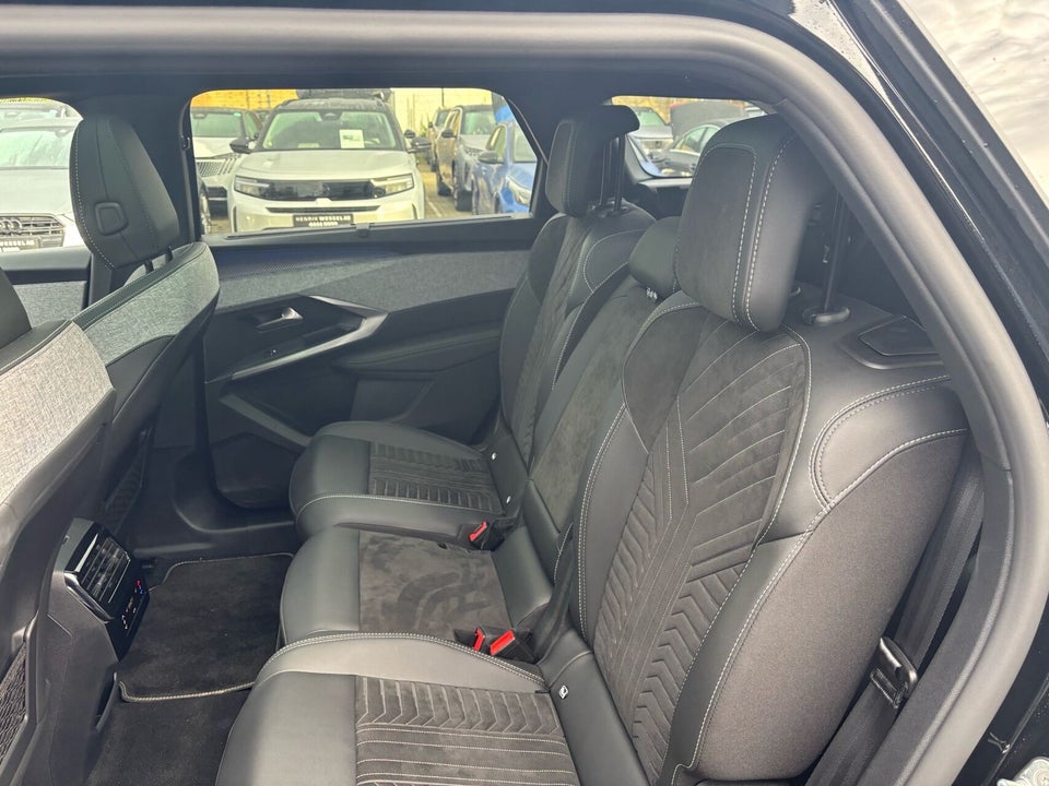 Peugeot e-5008 77 GT 7prs 5d