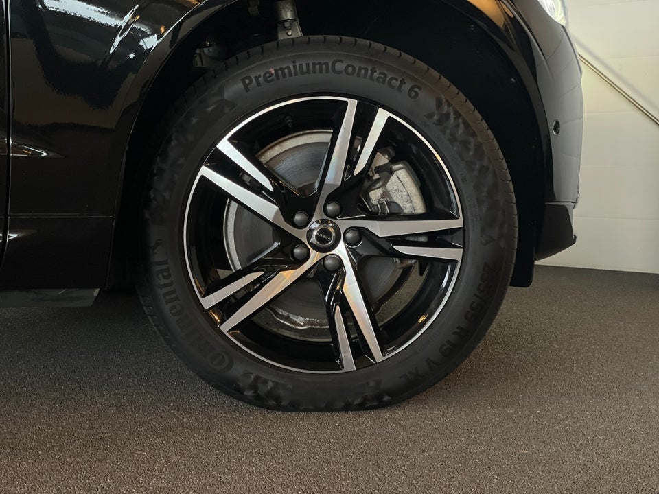 Volvo XC60 2,0 T6 ReCharge R-Design aut. AWD 5d