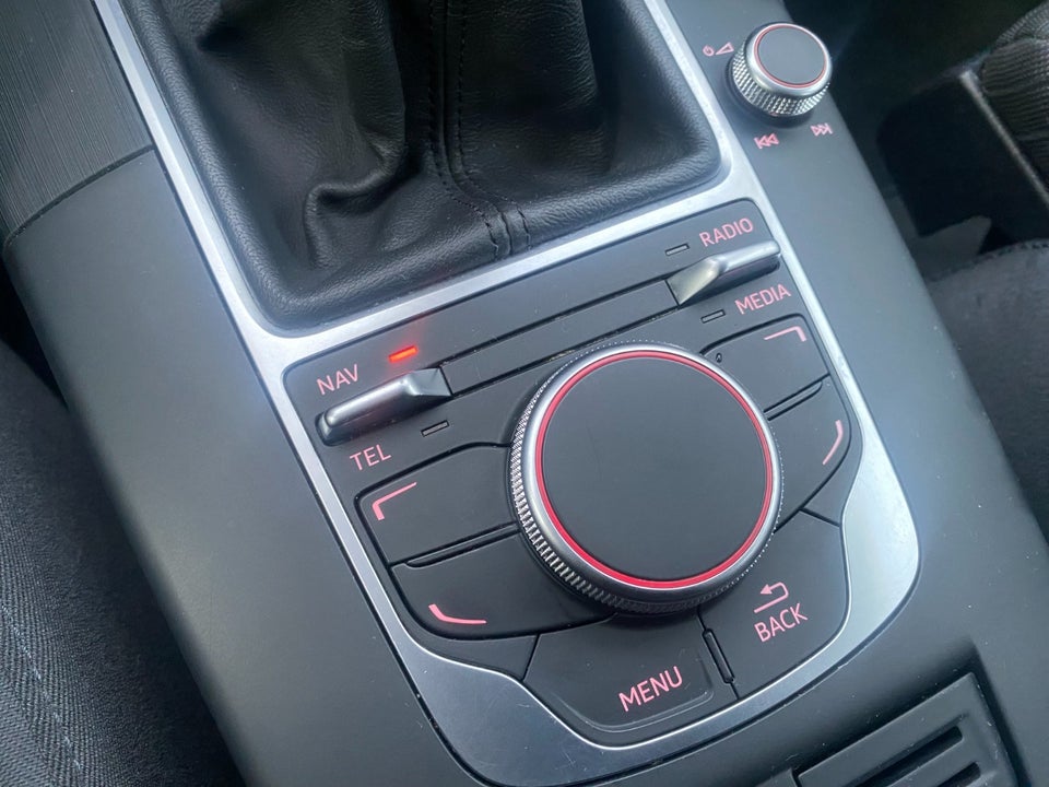 Audi A3 2,0 TDi 150 Ambition 4d