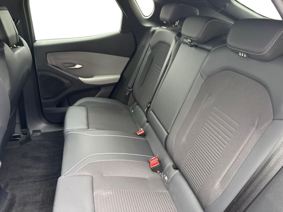 Ford Capri 77 Premium Extended Range 5d