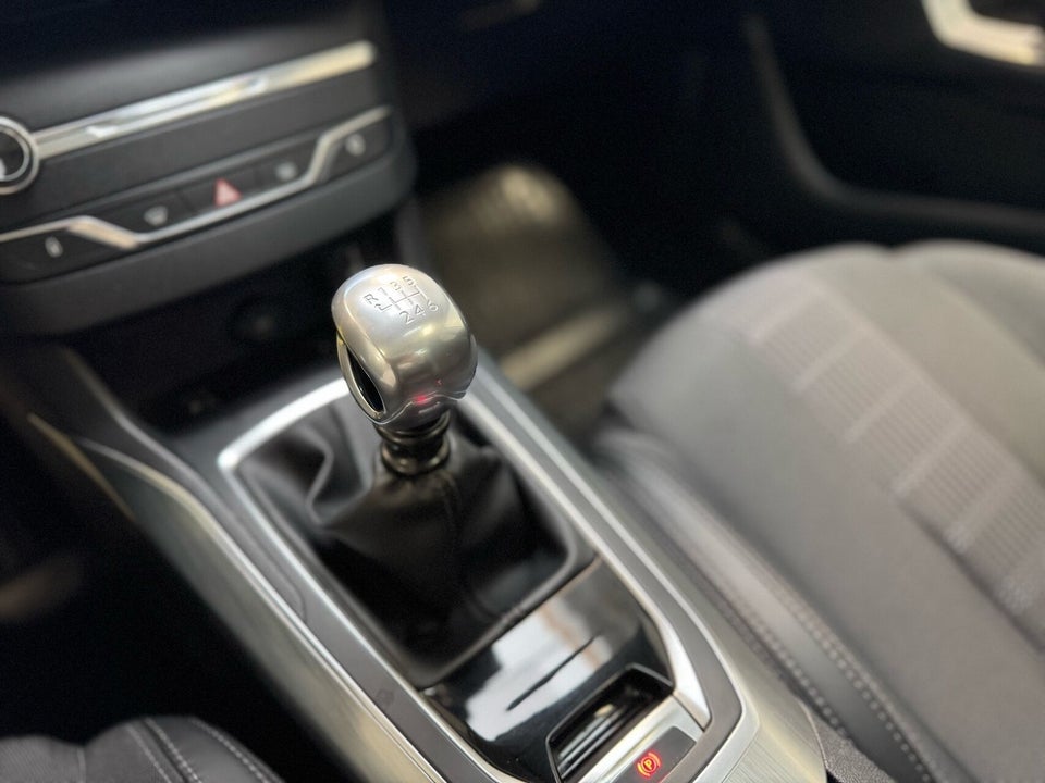 Peugeot 308 1,6 BlueHDi 120 Allure+ SW 5d